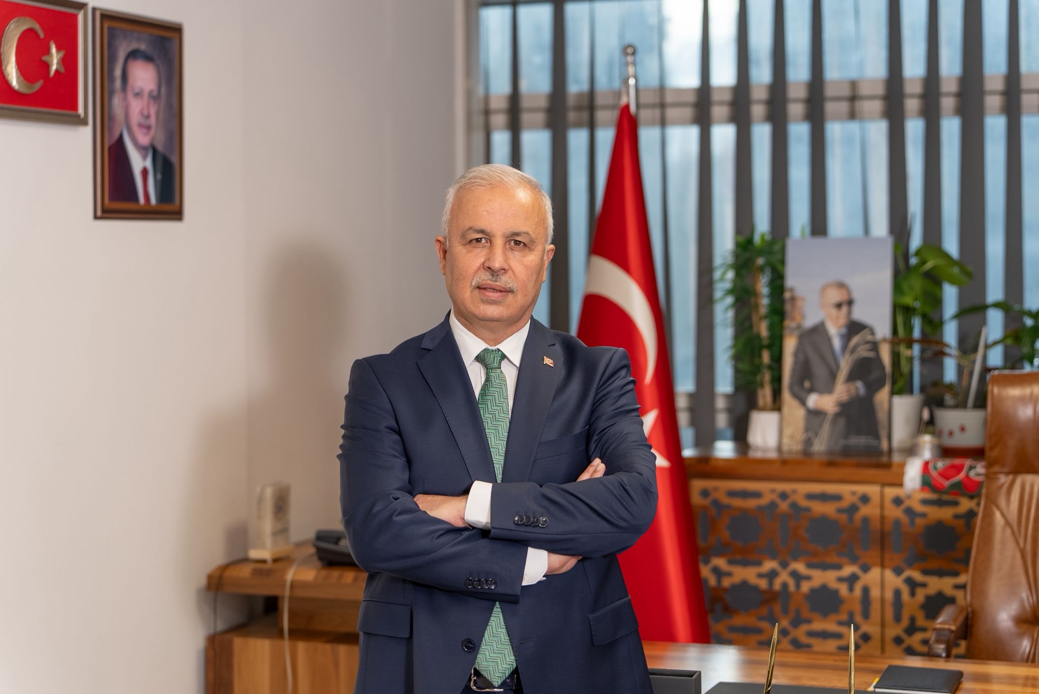 AK Parti İlçe Başkanı Köse’den Cemil Tugay’a tepki!