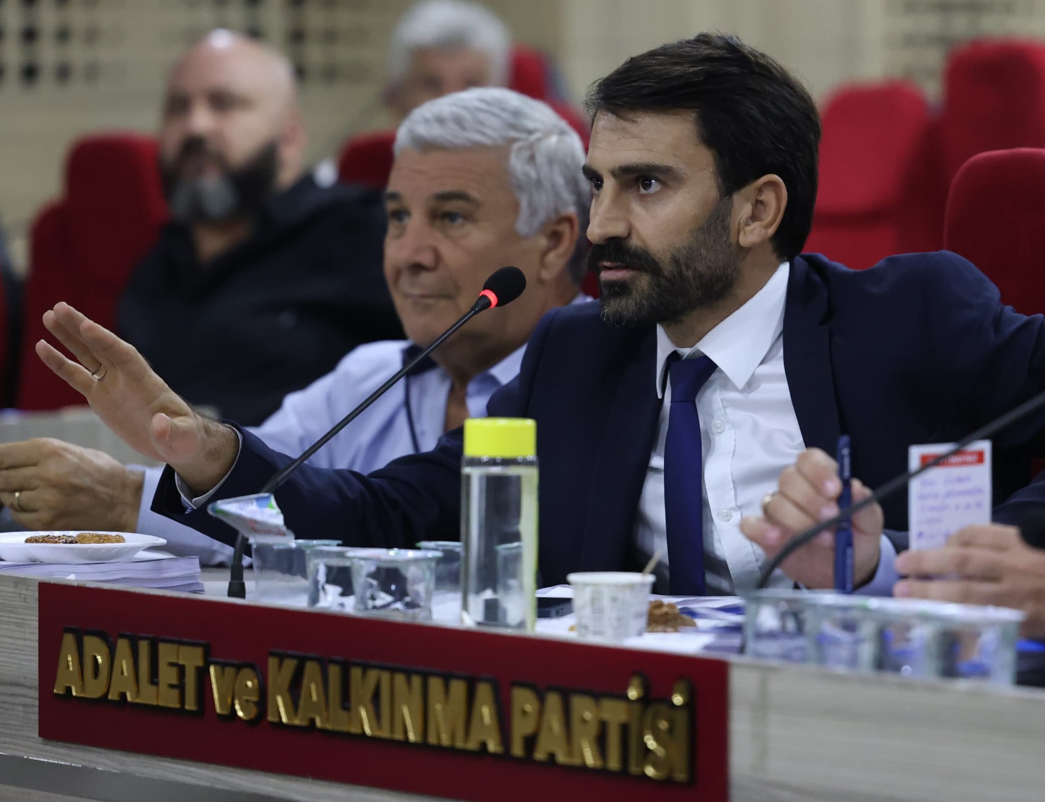 AK Partili Kişili’den temizlik çıkışı!