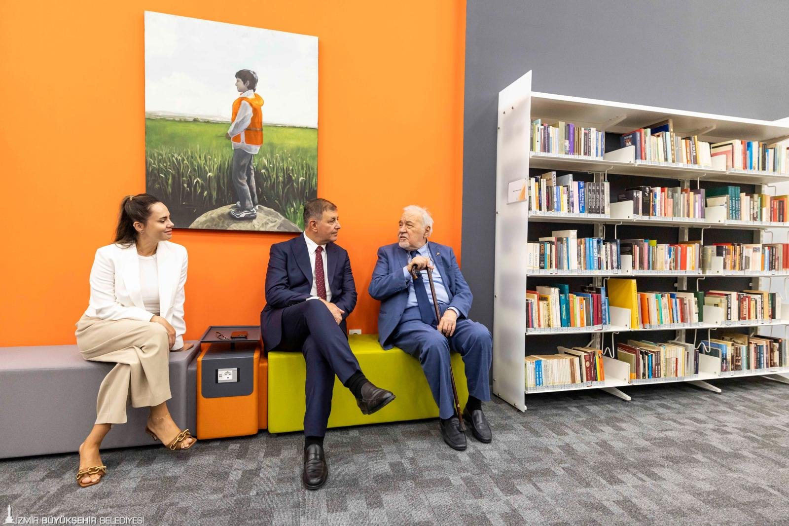 Prof. Dr. İlber Ortaylı kendi adını taşıyan kütüphaneyi açtı