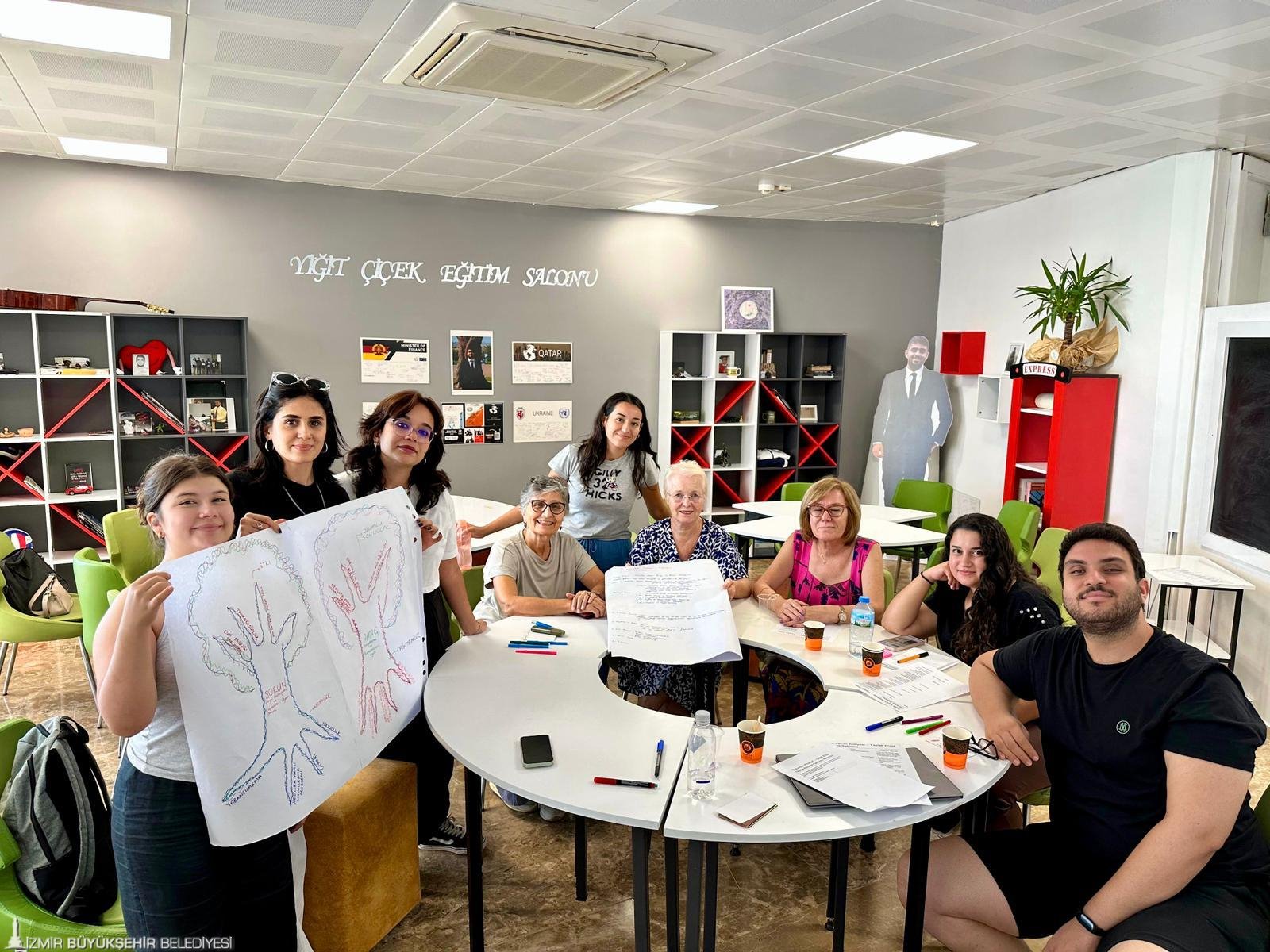 Gençler ve çınarlar geleceği tasarladı