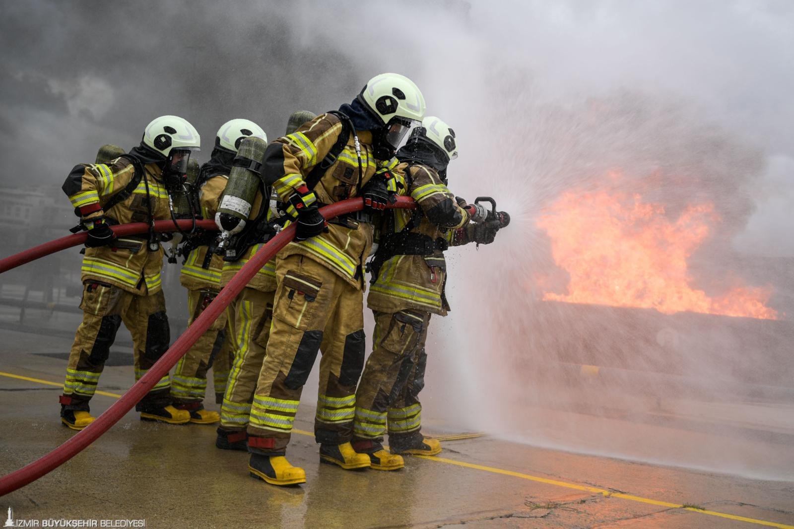 Yangın ve deprem tatbikatında o anlar yeniden yaşandı