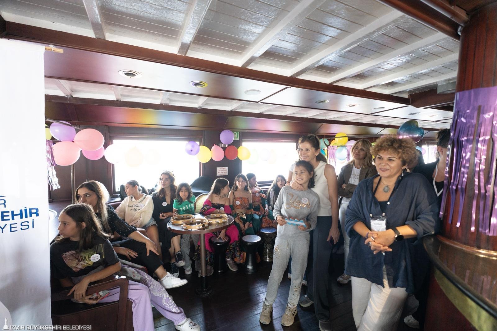 Başarılı kadınlar kız çocuklarına ilham oldu