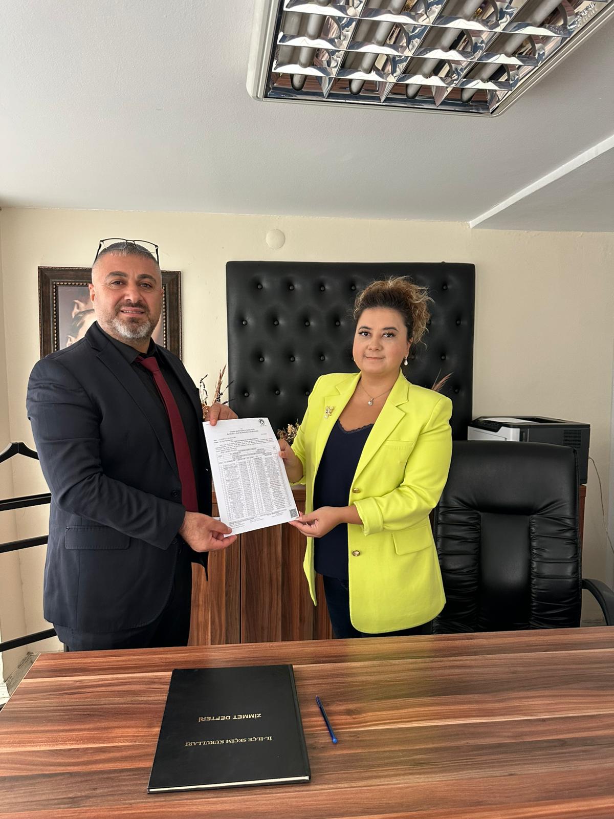 Ebubekir Çelik, İYİ Parti Bayraklı İlçe Başkanlığı görevine resmen başladı