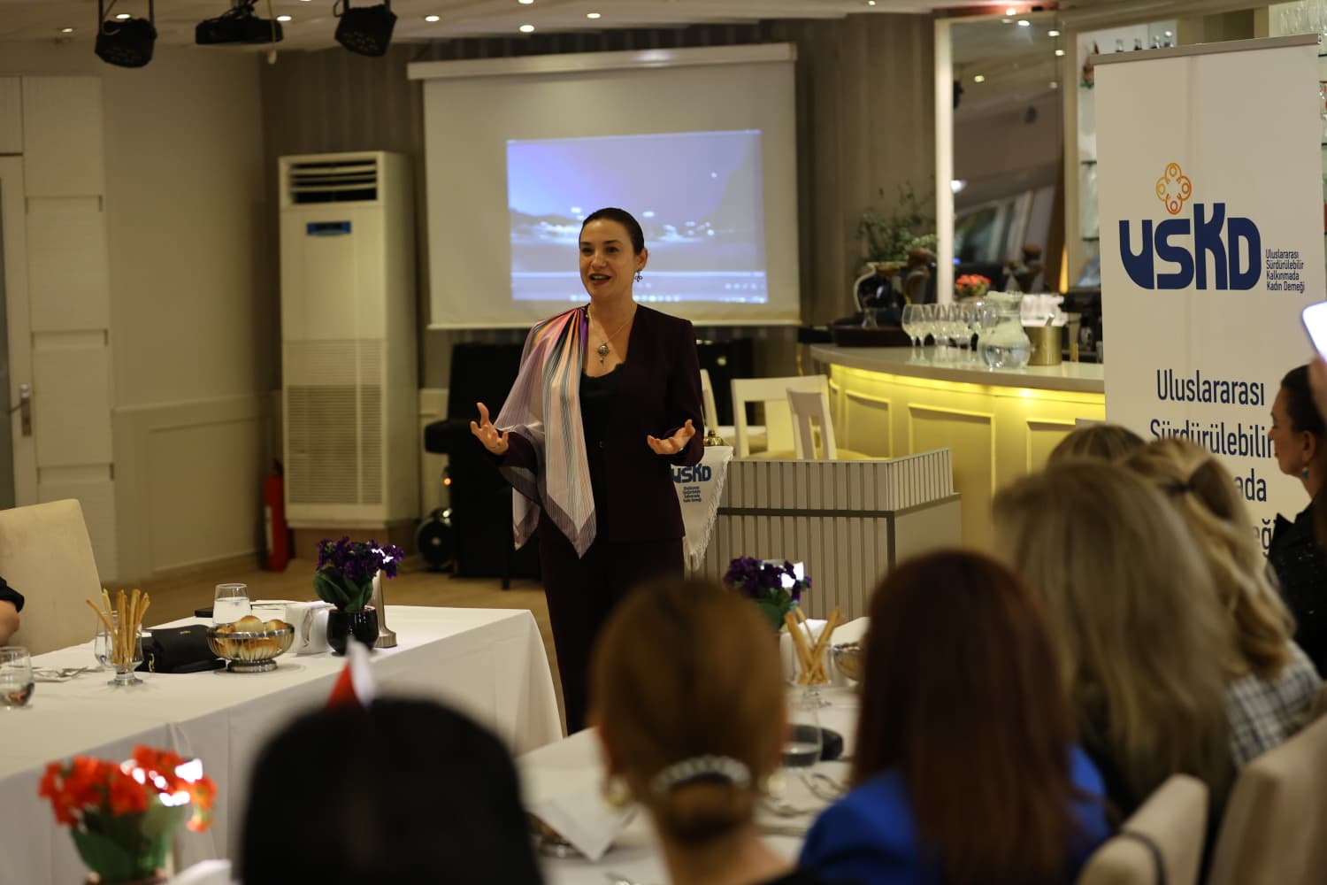 Başkan Sengel: “Efes Tarlası Yaşam Köyü Bir Cumhuriyet Projesidir”