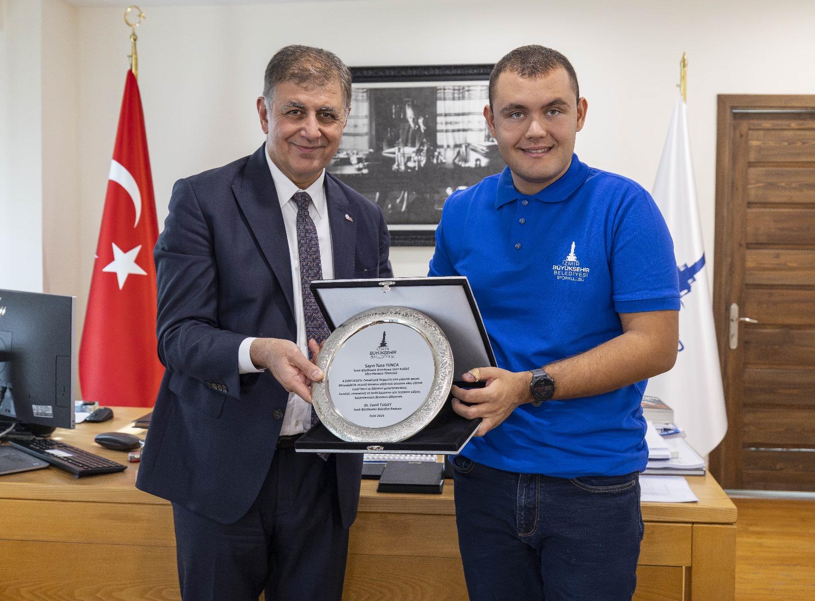 Tarihi başarılara imza atan Tuna, Başkan Tugay’la buluştu