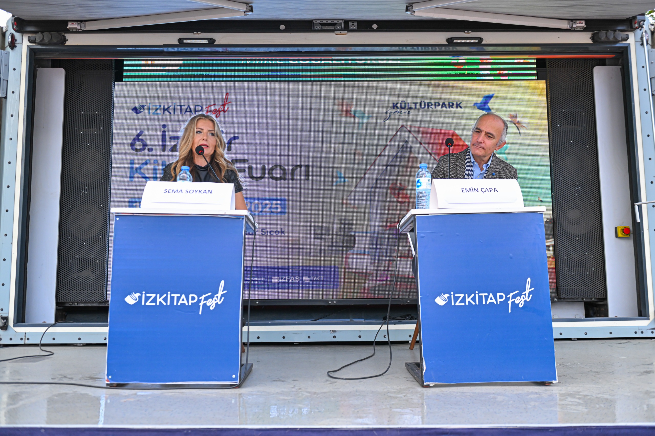 Emin Çapa ve Sema Soykan İZKİTAP’ta okuyucularla buluştu