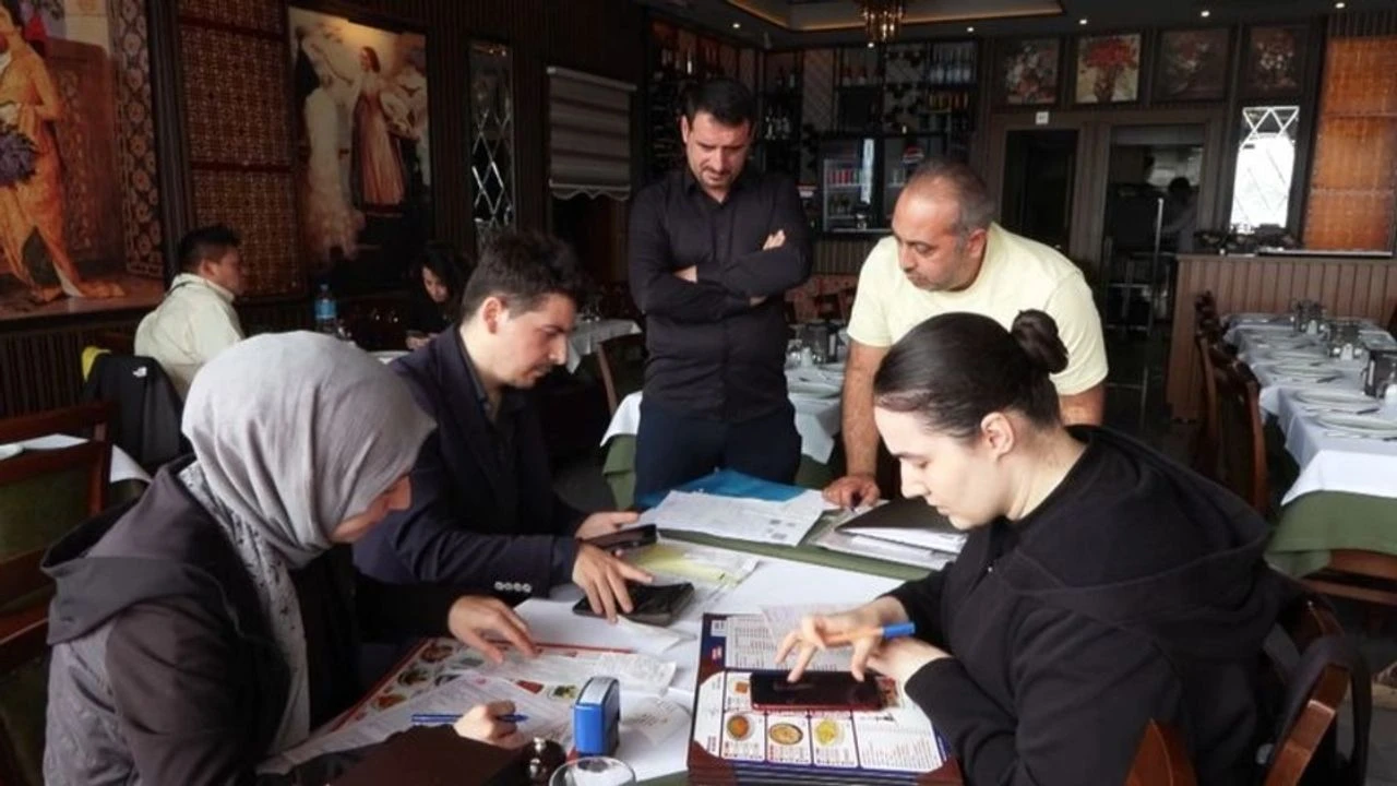 4 turist 59 bin lira hesap ödemişti: 139 bin TL ceza!