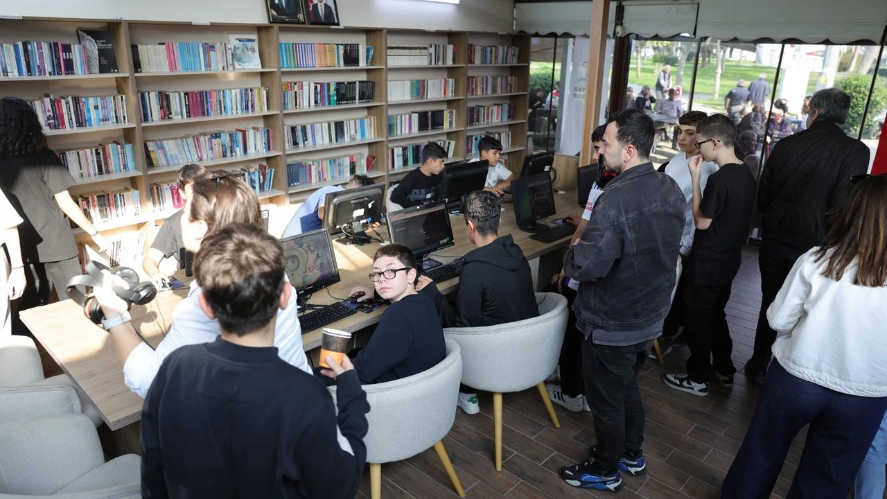 Bayraklı'da eğitimde fırsat eşitliğine dijital destek