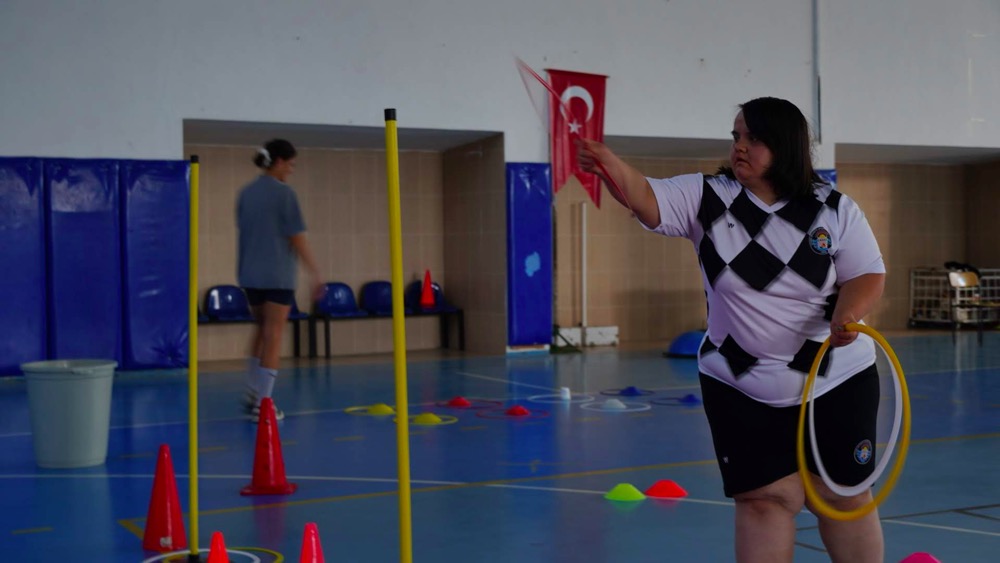 Çeşme Belediyesi’nden özel gereksinimli çocuklara engelsiz spor eğitimleri