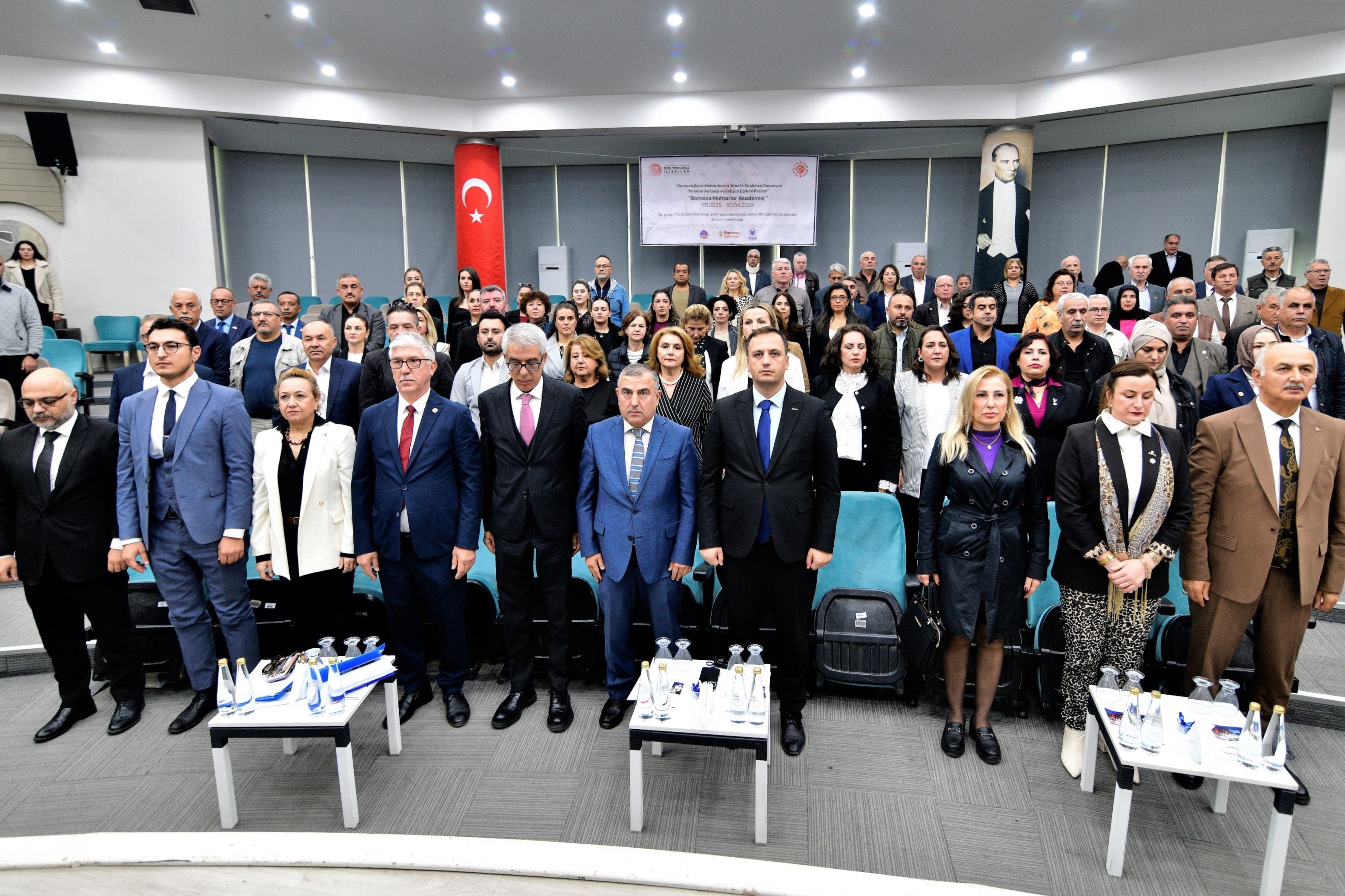 Bornova’da Muhtarlar Akademisi başladı