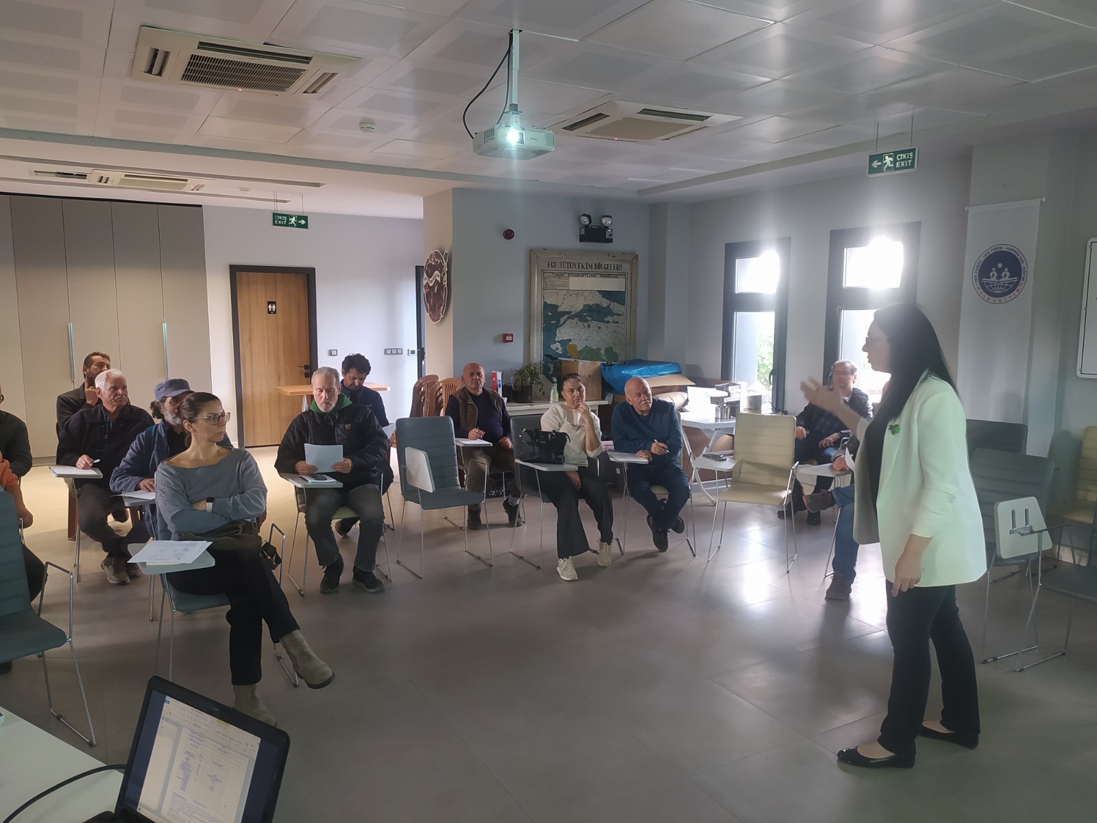 İZMİR BÜYÜKŞEHİR BELEDİYESİ’NDEN EFES SELÇUKLU ÜRETİCİLERE TOPRAK ANALİZİ DESTEĞİ