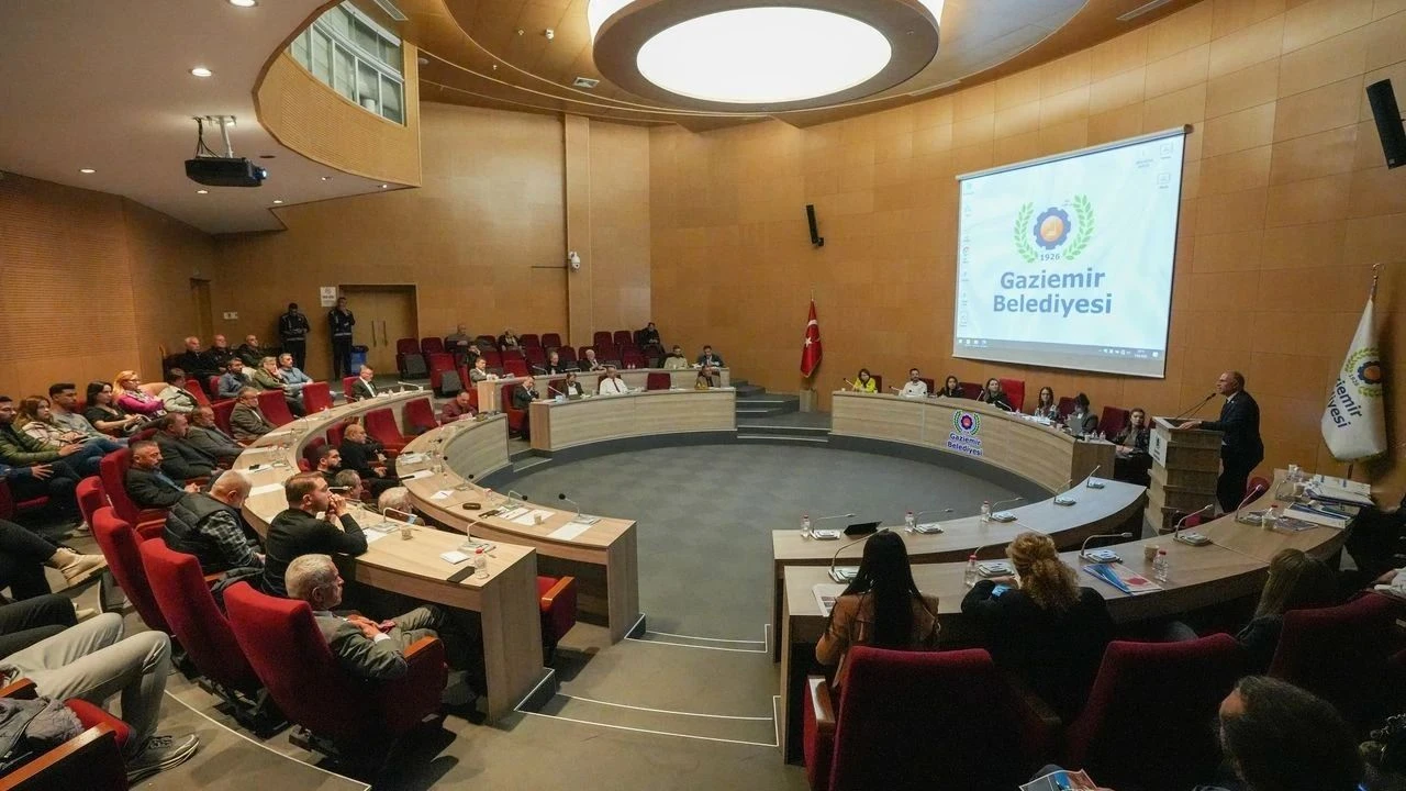 MHP’den eleştiriler, Başkan Ünal’dan yanıt… Gaziemir’de ‘vaat’ tartışması!