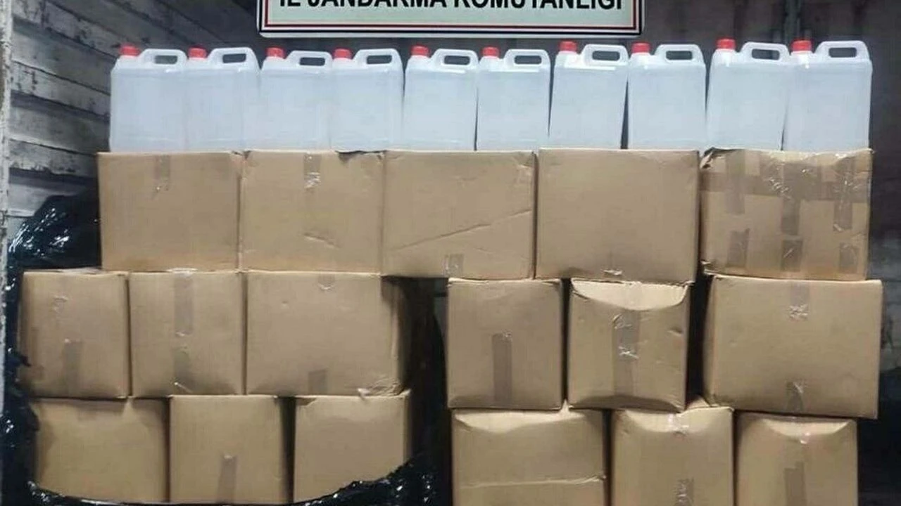 İzmir'de sahte alkol baskını!