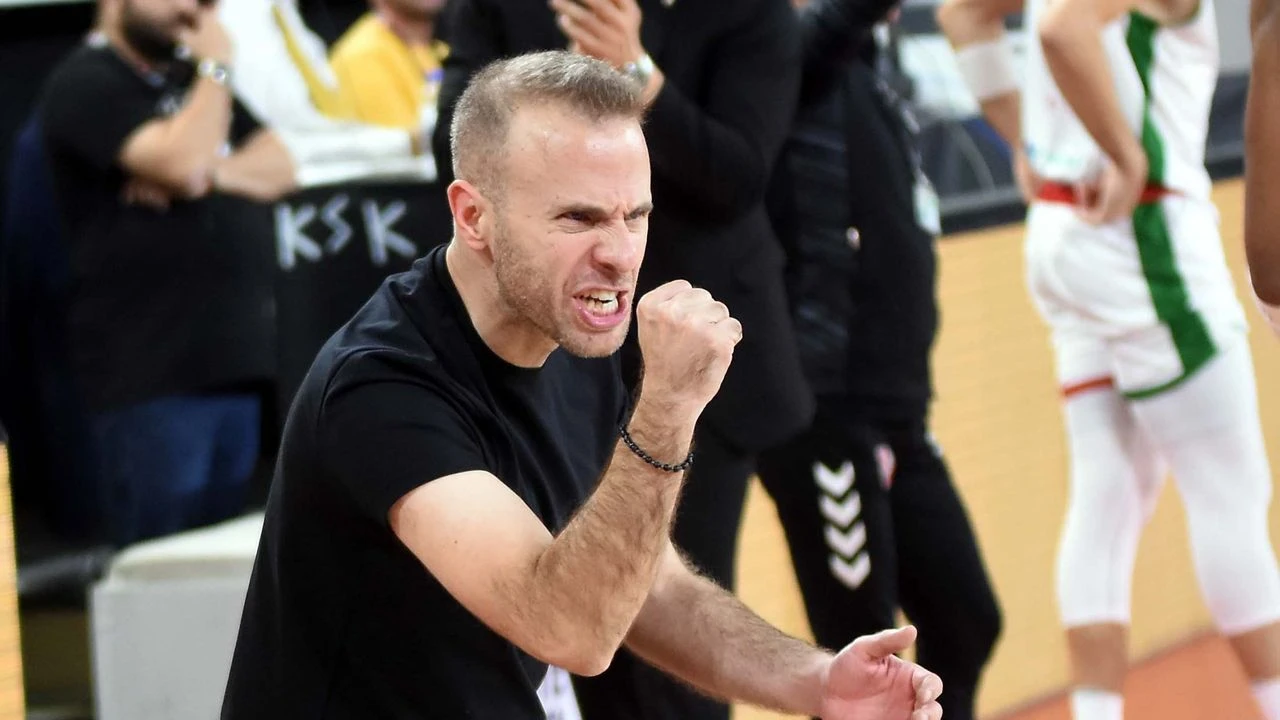 Kaf-Kaf potada pes etmedi