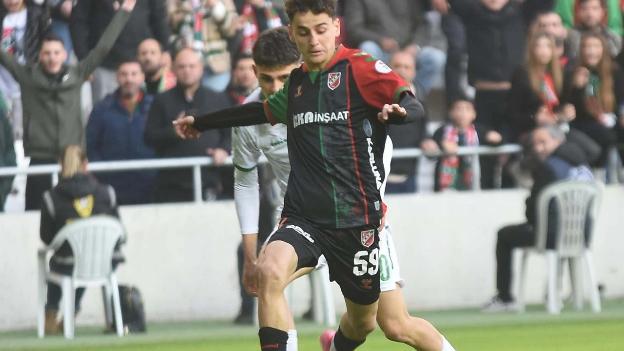 Adem'e Süper Lig'den kanca!