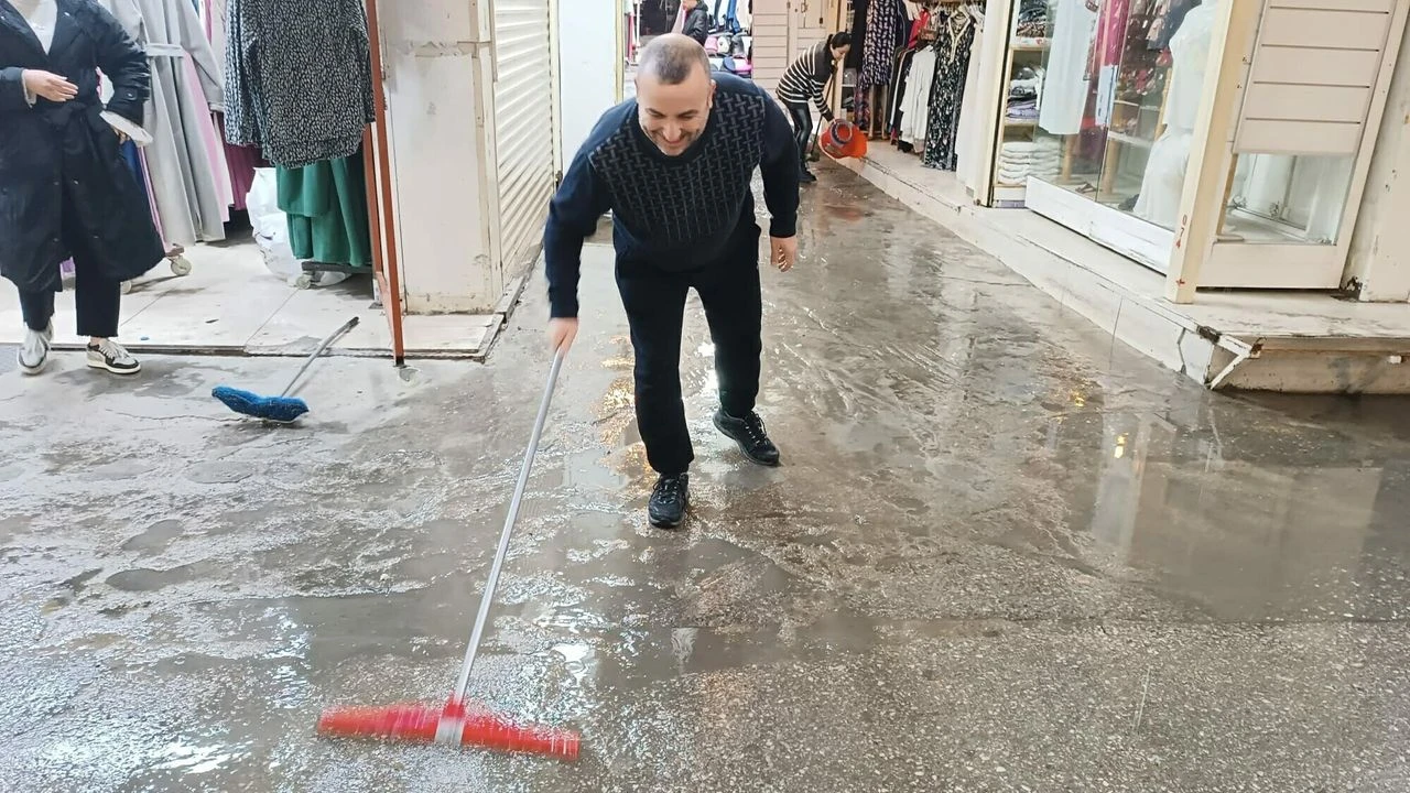 Kemeraltı sular altında!