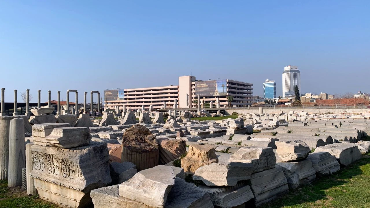 Yıkım tartışmalarında yeni aşama: Vakıflar güçlendirme için adım attı!