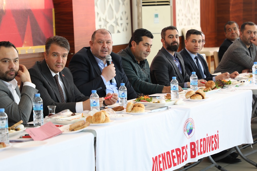 Menderes’te Muhtarlar Toplantısı Yapıldı