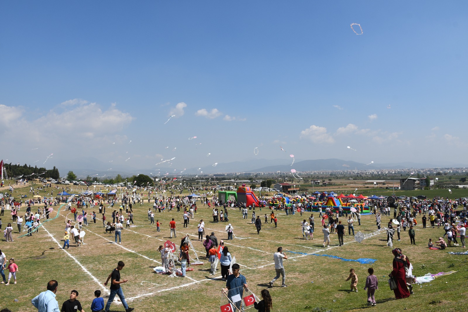 Torbalı’da Gökyüzü 18. Kez Rengarenk Olacak