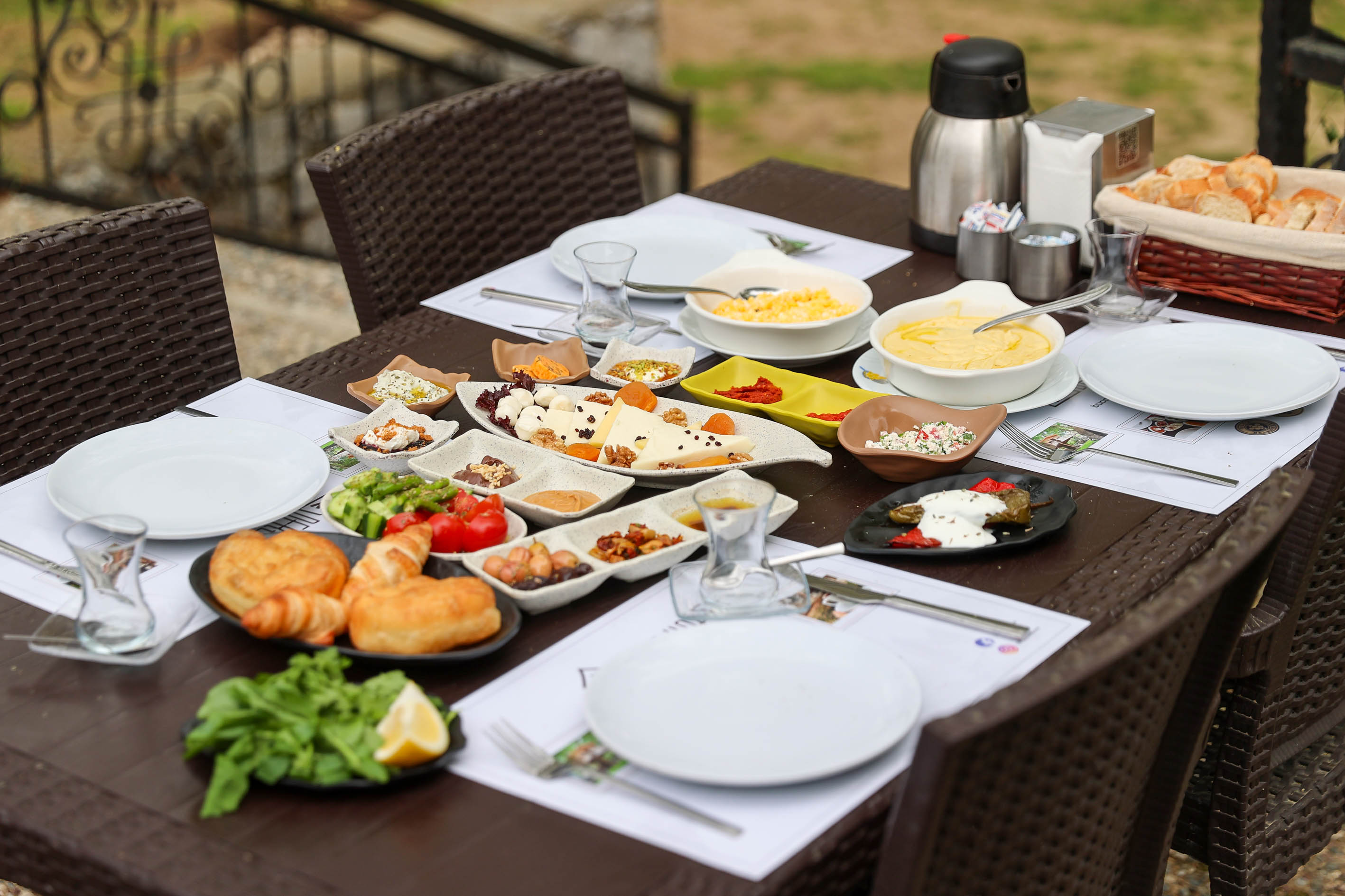 Buca’da doğayla iç içe sosyal hizmet: Dere Kafe