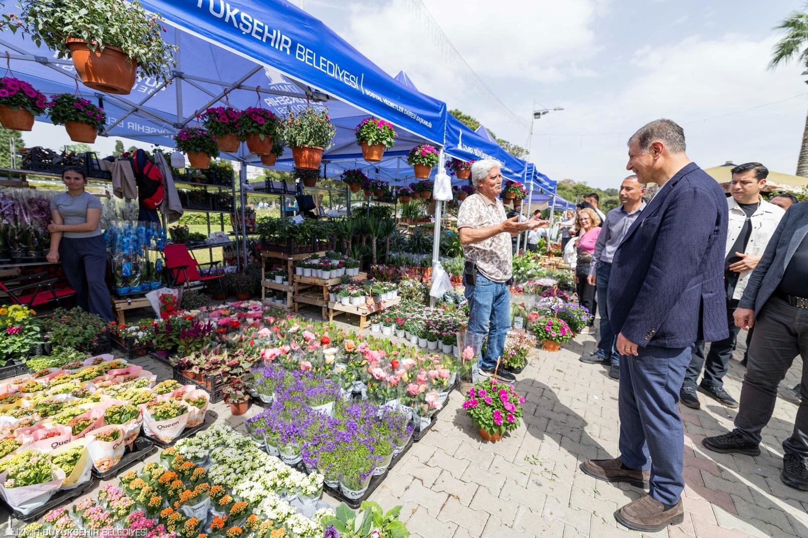Çiçek gibi İzmir