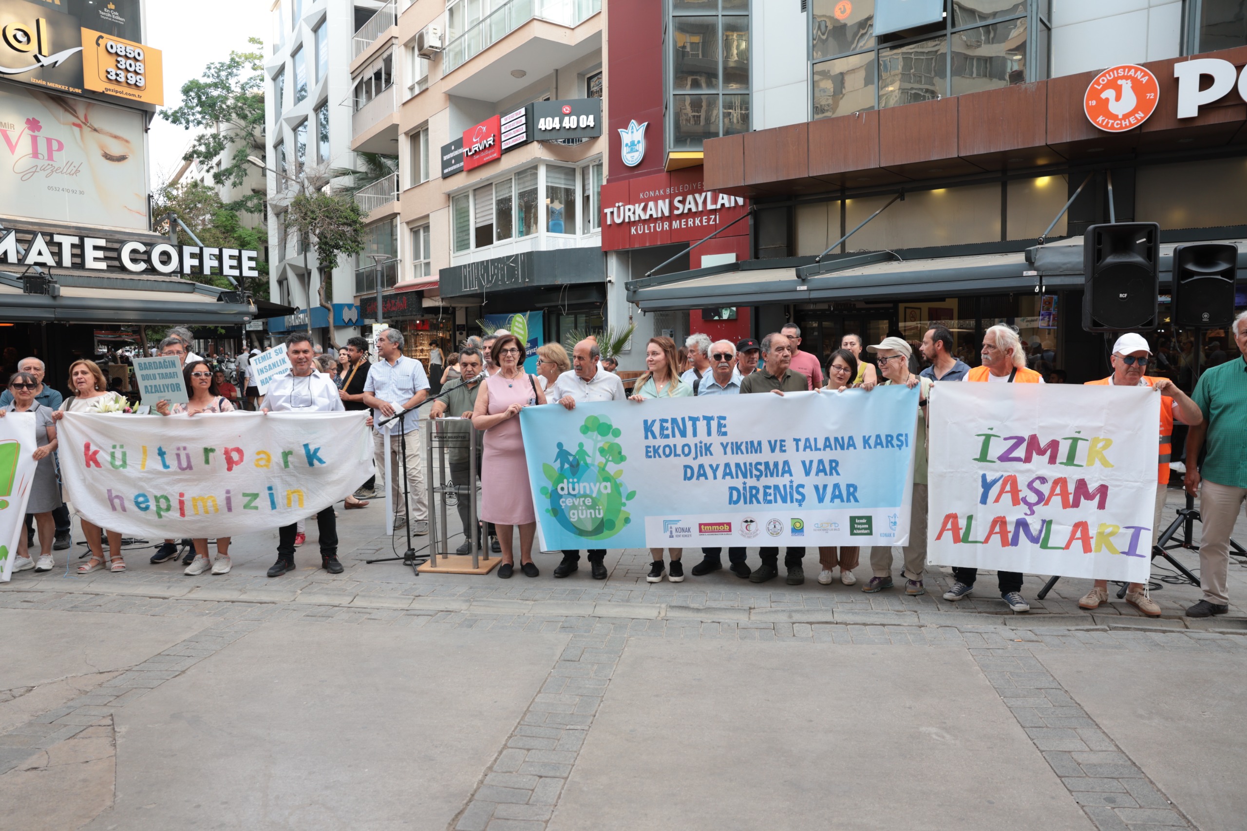 Ekolojik yıkıma karşı Konak’tan ses yükselttiler