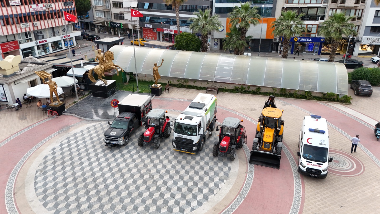 Menemen Belediyesi araç filosu yeni araçlarla güçlendi
