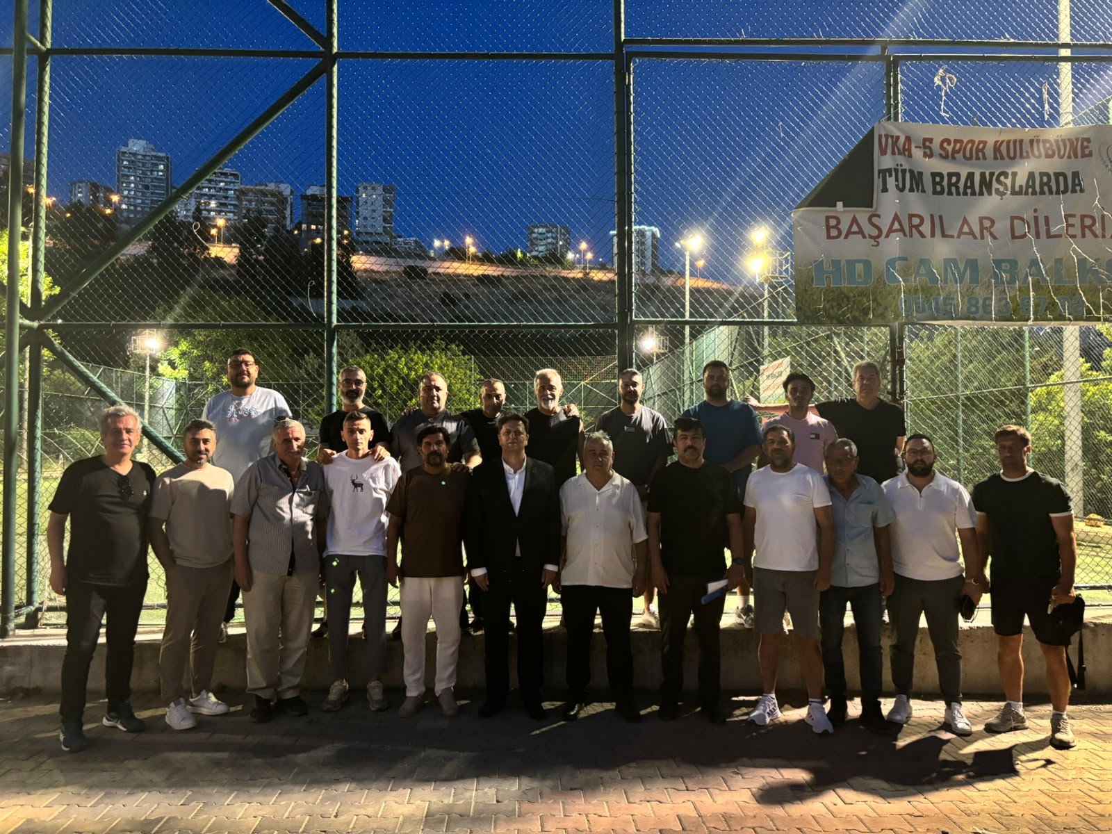 Amatör Futbolun Kalbi Bayraklı’da Attı: Eray Büyük Projelerini Paylaştı