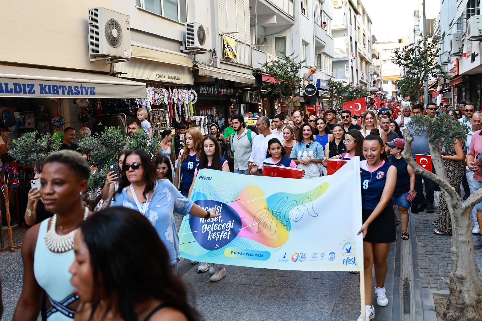 EFEST 2026, EFES SELÇUK’UN TÜM RENKLERİNİ BULUŞTURDU
