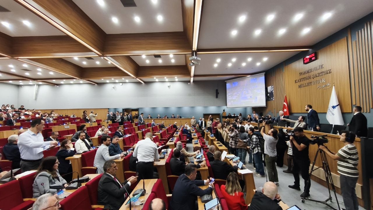 Tugay’ın transferi sonrası ilk kriz: Meclis toplanamadı!