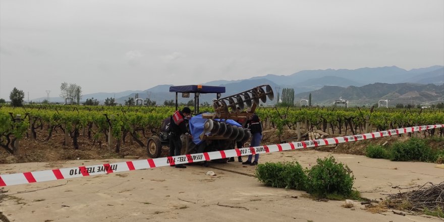 Manisa'da tarım aletine sıkışan çiftçi hayatını kaybetti