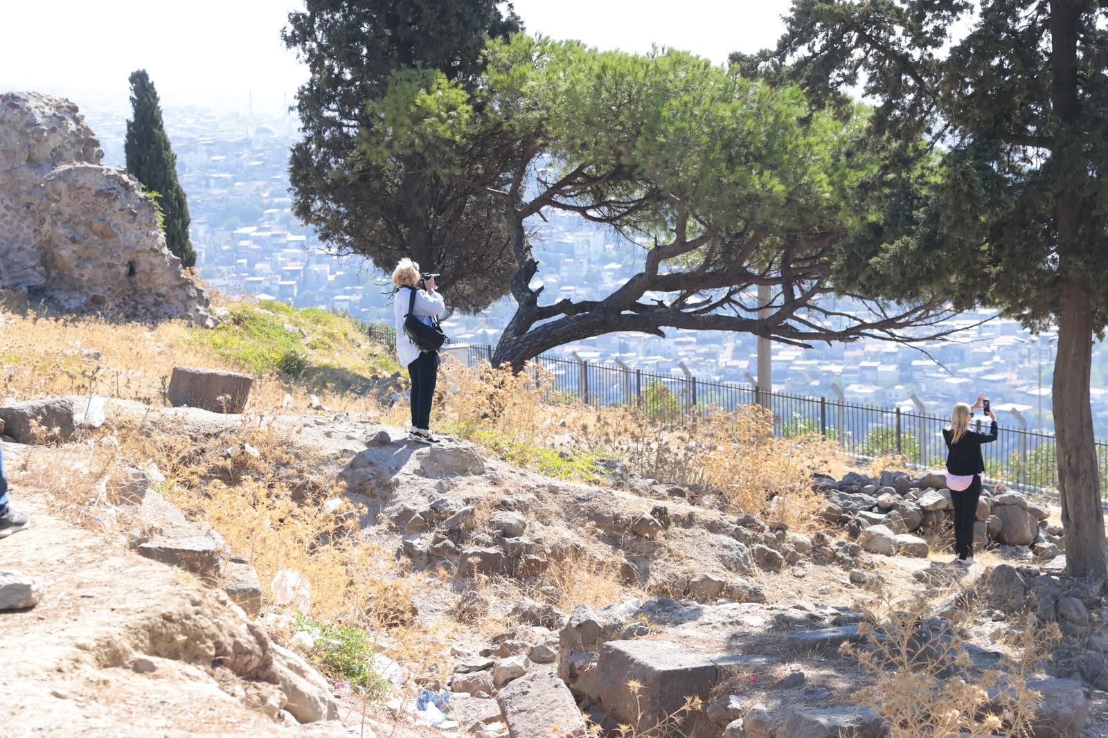 İzmirliler, Kültürel Miras Gezileriyle Konak’ı keşfediyor
