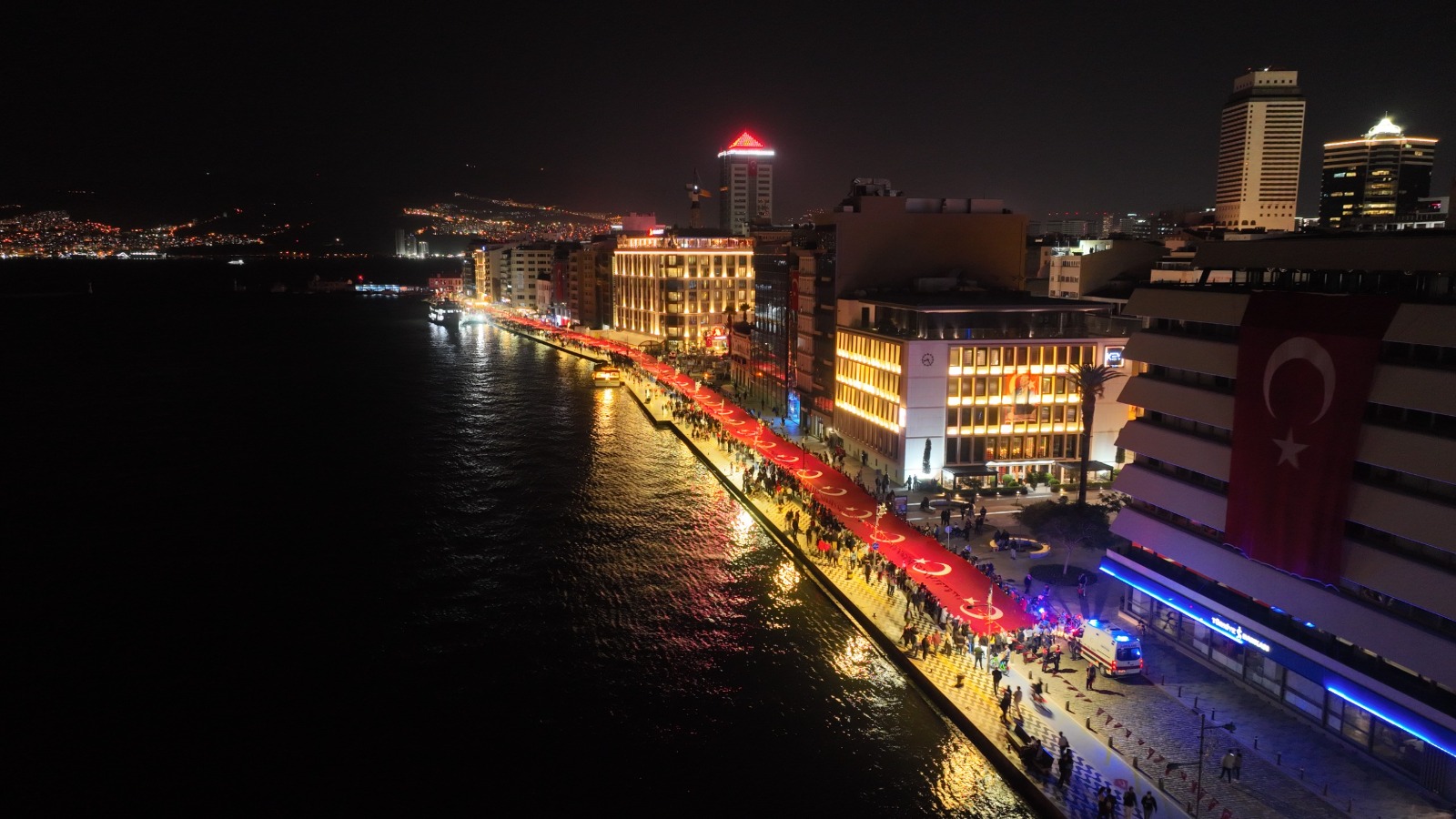 Cumhuriyet Bayramı coşkusu İzmir’e yayılacak
