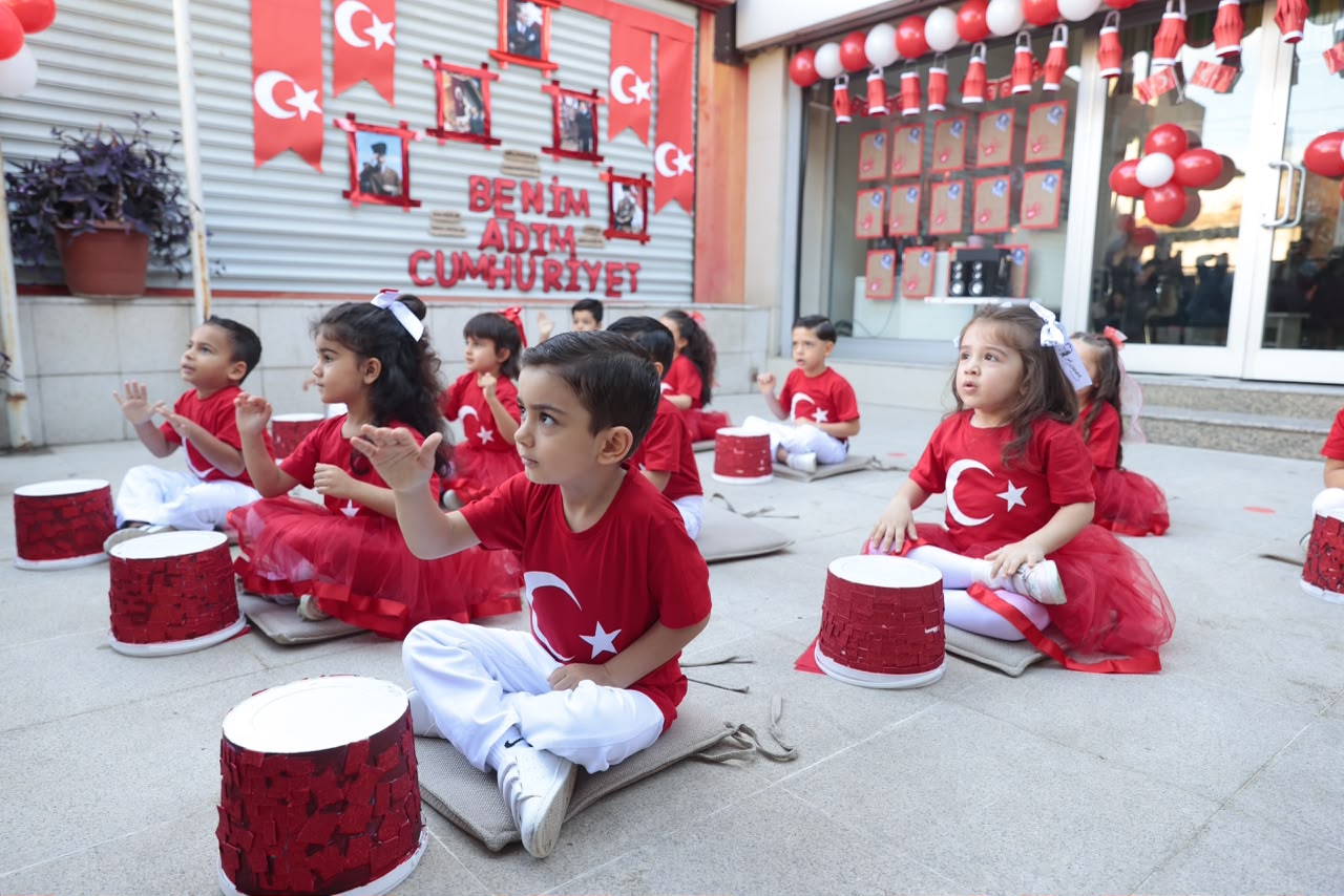 Cumhuriyet coşkusu Konaklı miniklerin kalbinde yankılandı