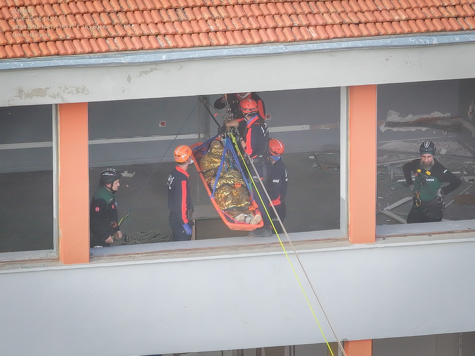 İzmir’de nefes kesen deprem tatbikatı