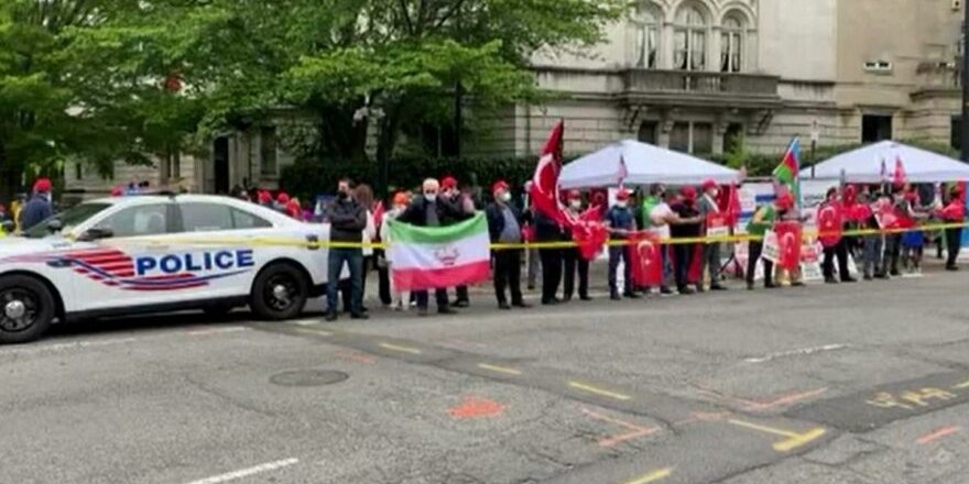 ABD’de Türk vatandaşlar sözde soykırım iddialarını protesto etti
