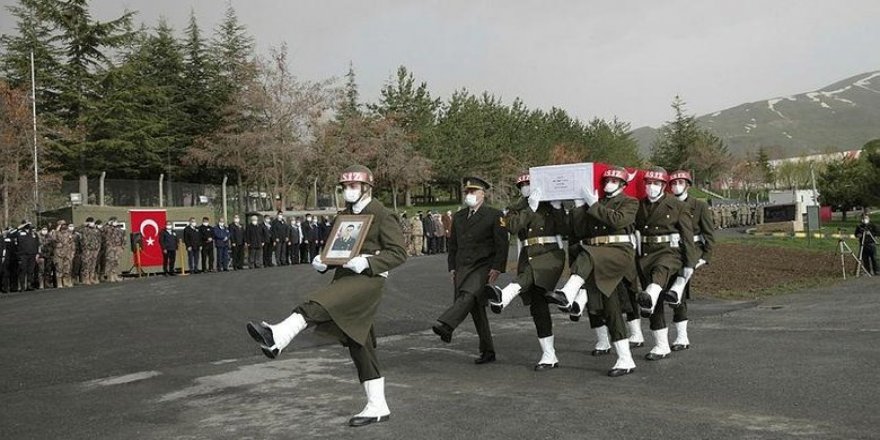 İzmir’e şehit ateşi düştü