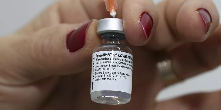 Sağlık Bakanlığı, ikinci doz BioNTech aşısının erteleme kararını iptal etti