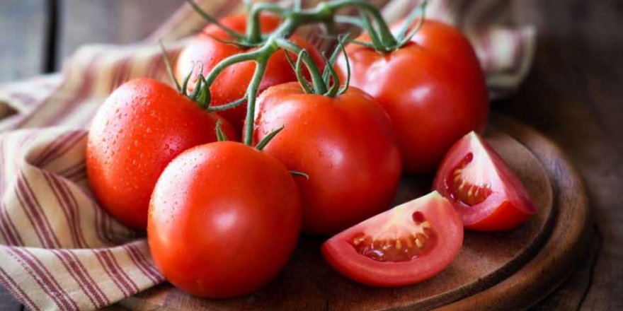 İstanbul'da nisanda en çok domatesin fiyatı arttı