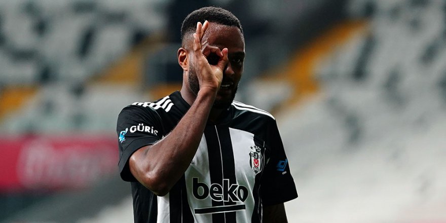 Beşiktaş’ta şampiyonluk şarkıları söylenmeye başlandı