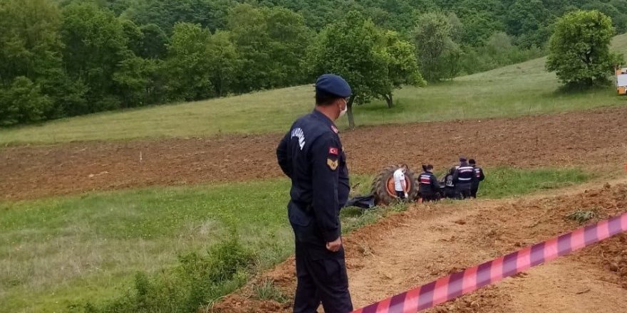 Bursa’da traktörünün altında kalan çiftçi hayatını kaybetti