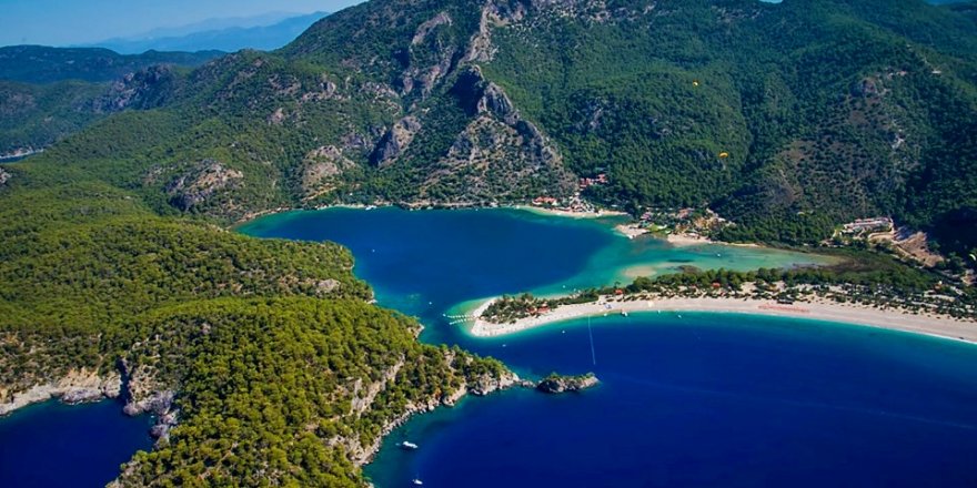 Muğla’da çıplak poz veren Ukraynalı kadınlar gözaltına alındı