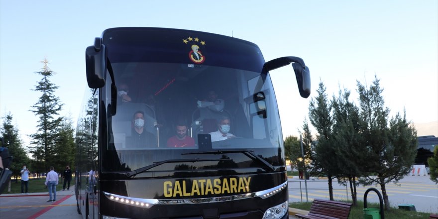 Galatasaray kafilesi Denizli'de