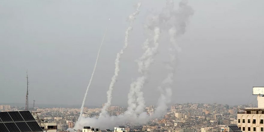 Hamas'tan Batı Kudüs'e roket saldırısı: 'İsrail misillemesinde 3'ü çocuk 9 Filistinli öldü'