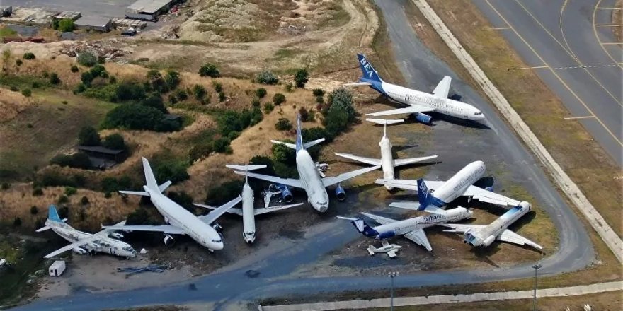 Antalya-İstanbul seferini yapan iş jeti Atatürk Havalimanı'na acil iniş yaptı