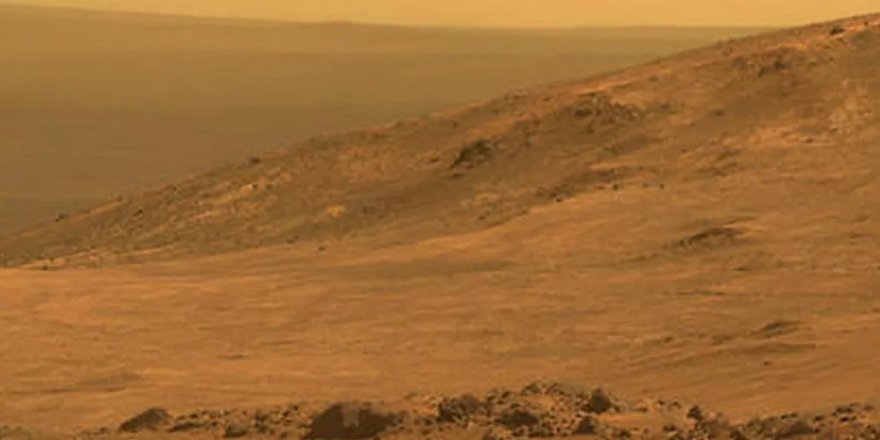 Çin, Zhurong'un Mars'a iniş yaptığını açıkladı