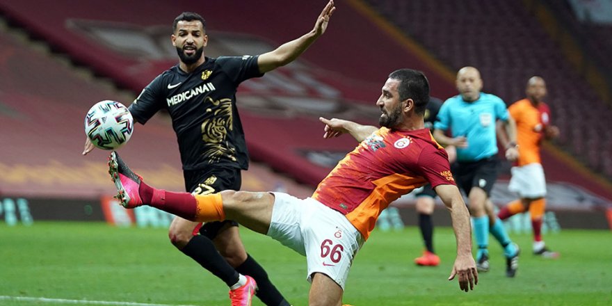 Aydın'da maç izlerken kalp krizi geçiren Galatasaray taraftarı hayatını kaybetti