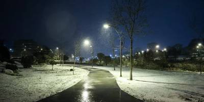 İstanbul Valisi: Kar yağışı nedeniyle bütün eğitim kurumlarında yüz yüze eğitime 17 Şubat'a kadar ara verildi