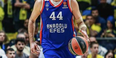 Final Four öncesi kriz: 'Almanya, Anadolu Efes yöneticileri ve sporcu ailelerine vize vermedi' iddiası