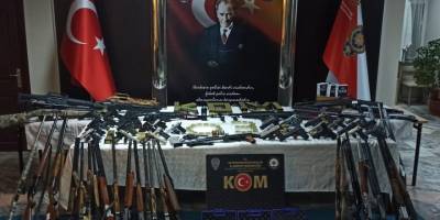 Afyonkarahisar'da organize suç örgütüne yönelik operasyonda 49 şüpheli yakalandı